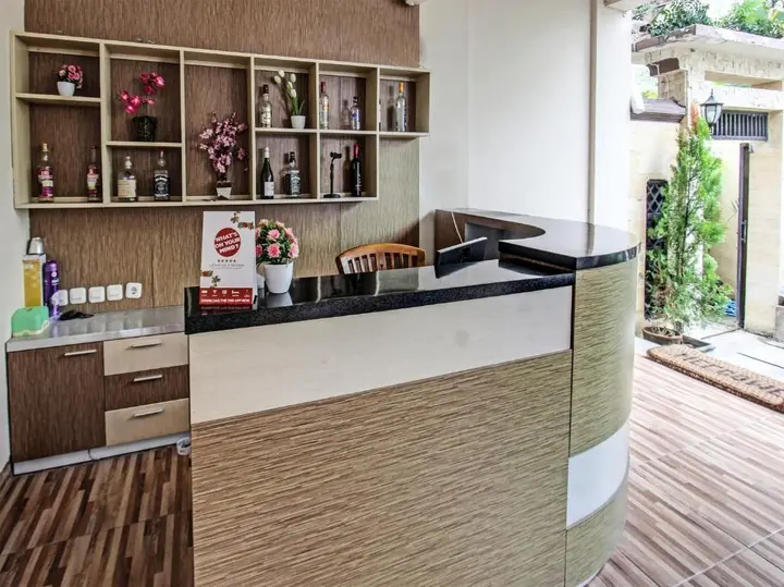 Сенджиги: Capital O 91696 Kimara Homestay And Resto