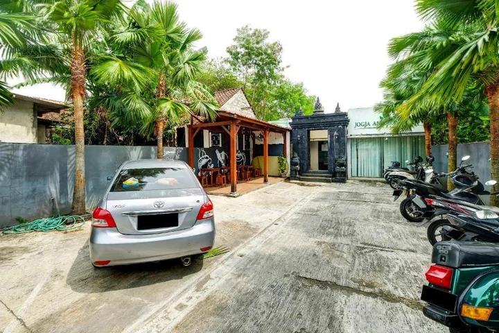 Депок: OYO 91240 Jogja Amazon Green 2