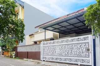 Маланг: SPOT ON 91615 Arumba Guest House Syariah