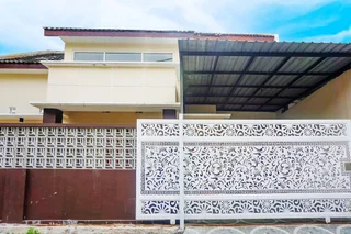 Маланг: SPOT ON 91615 Arumba Guest House Syariah