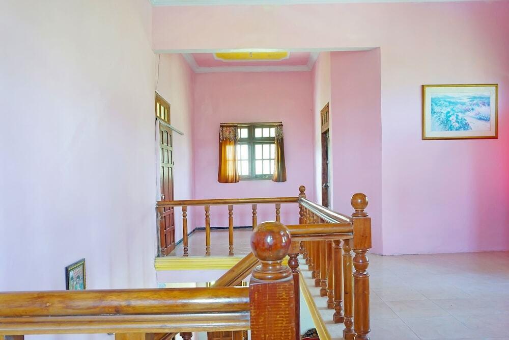 Маланг: Spot On 91527 As-Sakinah Homestay Syariah