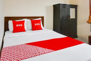 Маланг: OYO Life 91569 Omah Wijaya Kusuma Syariah