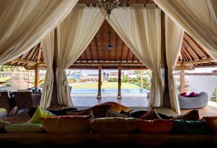 Сукавати: Aventus Luxury Beachfront Villa Gianyar