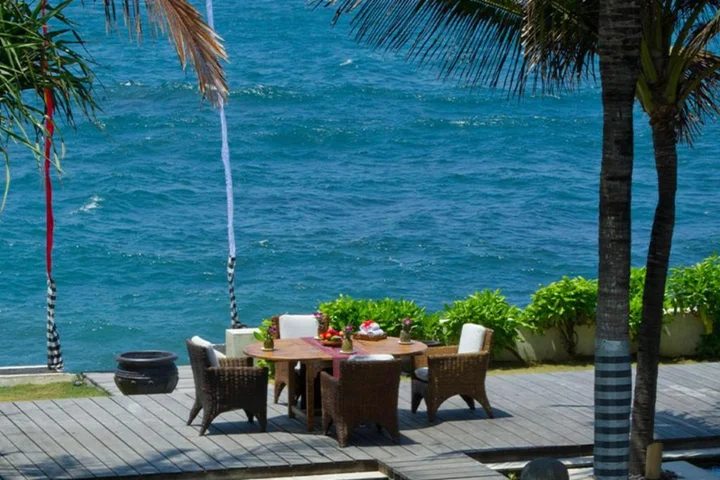 Сукавати: Aventus Luxury Beachfront Villa Gianyar