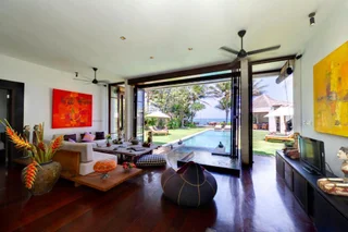 Сукавати: Aventus Luxury Beachfront Villa Gianyar