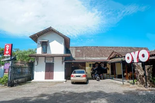 Боробудур: Hotel Rajasa