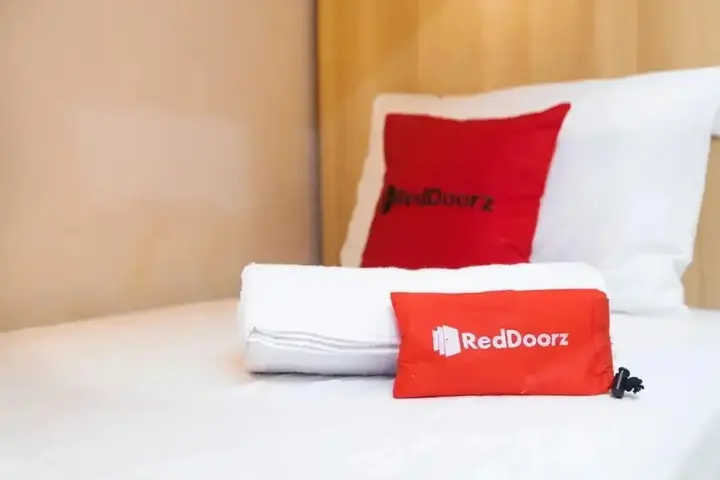 Маланг: Reddoorz Hostel @ Malang City Center