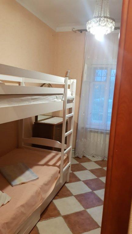 Жилое помещение в гостевой части коттеджа — фото 5