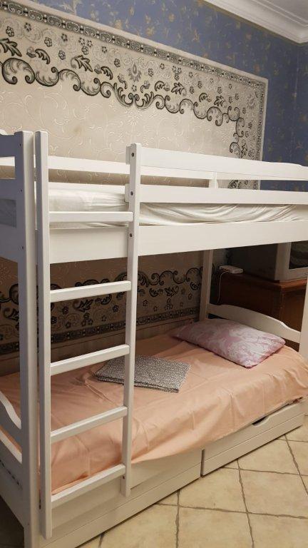 Жилое помещение в гостевой части коттеджа — фото 3