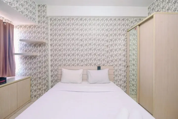 Депок: Fully Furnished with Comfortable Design Studio Apartment Margonda Residence 5