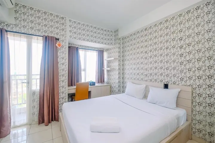 Депок: Fully Furnished with Comfortable Design Studio Apartment Margonda Residence 5