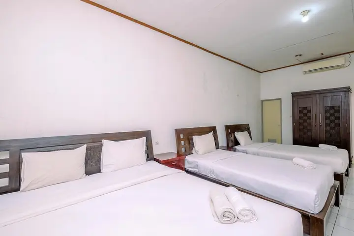 Modern Look Studio At Graha Wishnu Guest House — фото 5