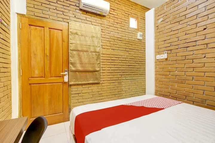 Семаранг: D Kost In Kandri Semarang