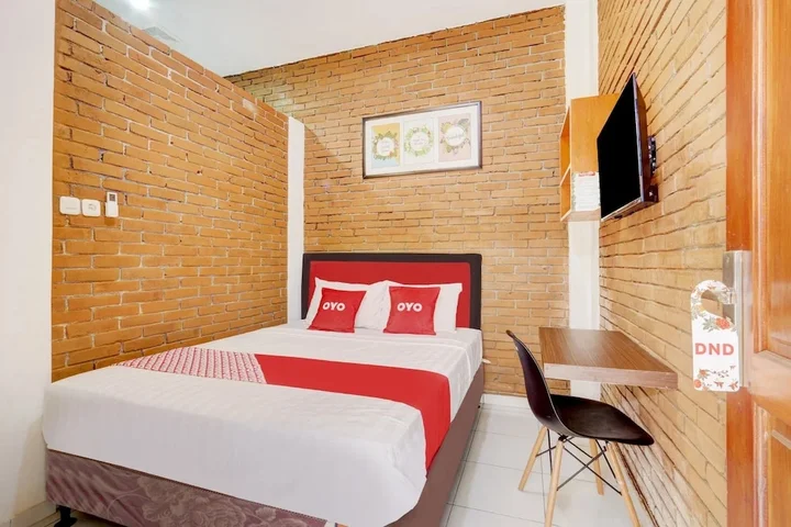 Семаранг: D Kost In Kandri Semarang