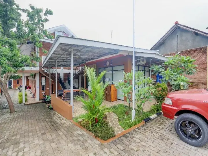 Семаранг: D Kost In Kandri Semarang