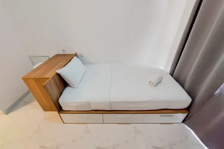 Homey And Warm Studio Room At Sky House Bsd Apartment — фото 1