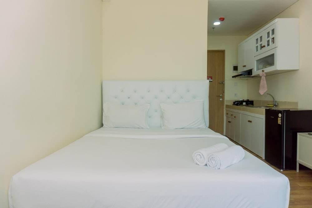 Good Deal And Simply Look Studio Apartment At B Residence — фото 1