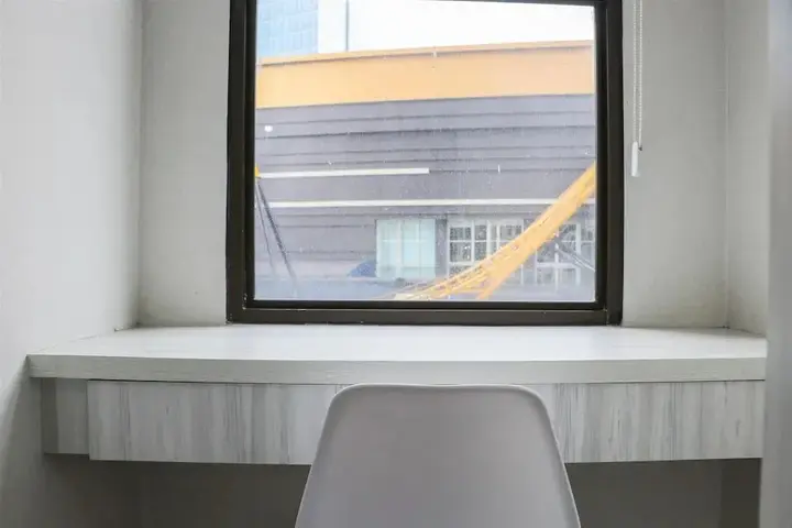 Депок: Cozy And Relaxing Studio At Transpark Cibubur Apartment