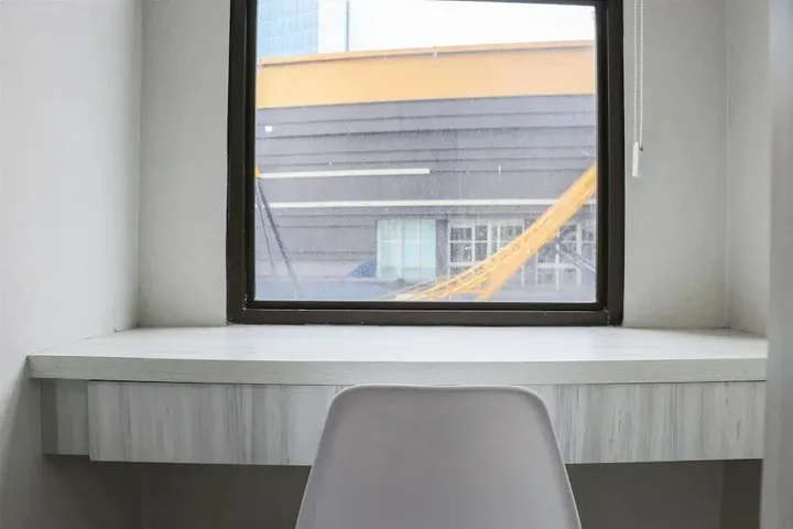 Депок: Cozy And Relaxing Studio At Transpark Cibubur Apartment