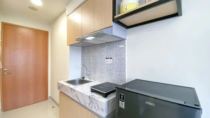 Депок: Minimalist And Nice Studio Apartment At Evenciio Margonda