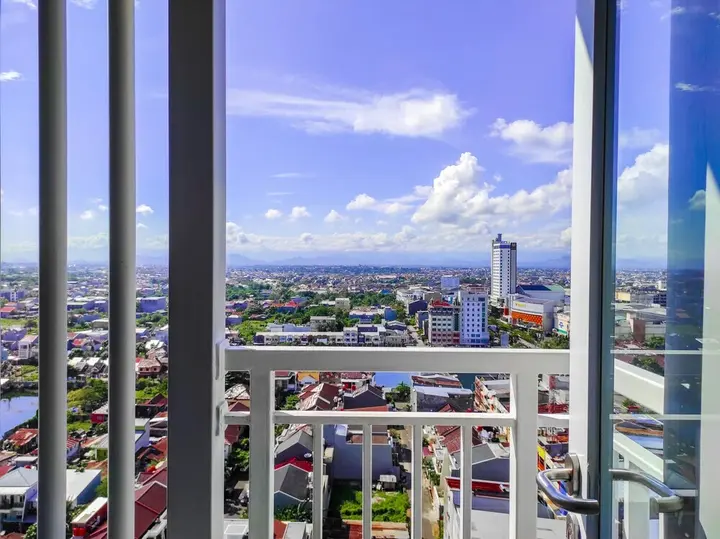 Макассар: Cozy Stay Studio At Vida View Makassar Apartment