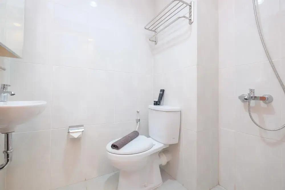 Депок: Simply Design Studio Room Evenciio Margonda Apartment