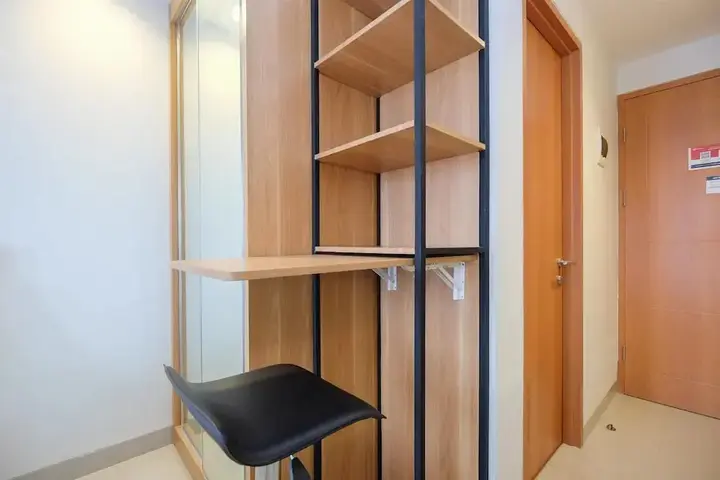 Депок: Simply Design Studio Room Evenciio Margonda Apartment