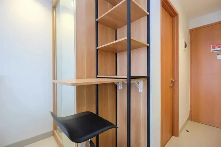 Депок: Simply Design Studio Room Evenciio Margonda Apartment