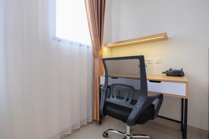 Simply Design Studio Room Evenciio Margonda Apartment — фото 6