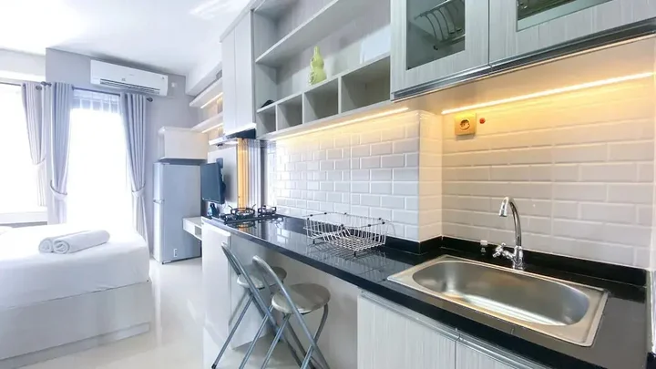 Депок: Simple And Cozy Living Studio Transpark Cibubur Apartment