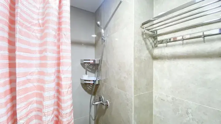 Депок: Simple And Cozy Living Studio Transpark Cibubur Apartment