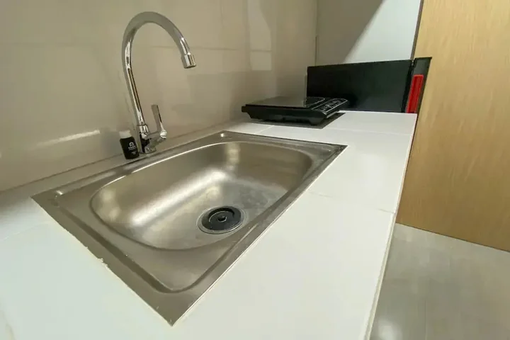 Семаранг: Good Deal And Tidy Studio The Alton Apartment