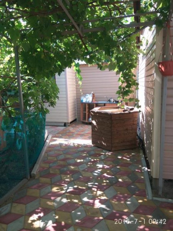 Должанская: Lenina Guest House