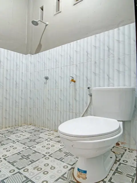 Пеканбару: OYO 92456 Putri Homestay Syariah Near SPBU 14.282.694 (Air Hitam)