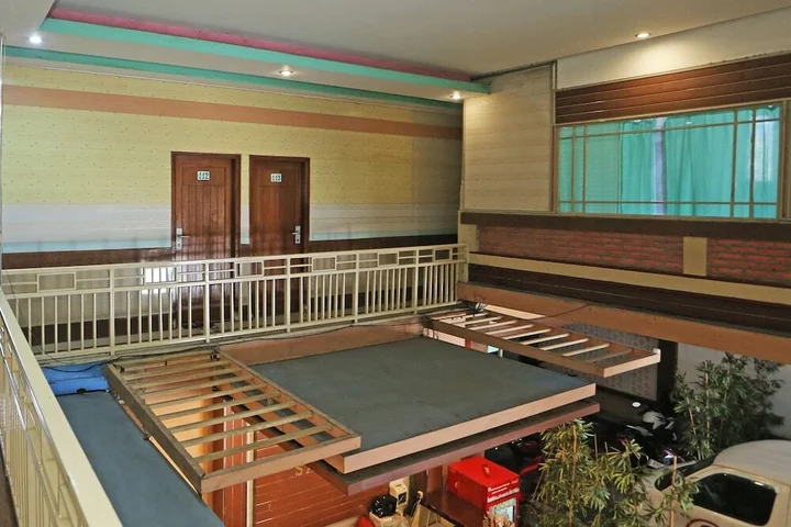 Тангеранг: OYO 92470 Hotel Sahabat 2