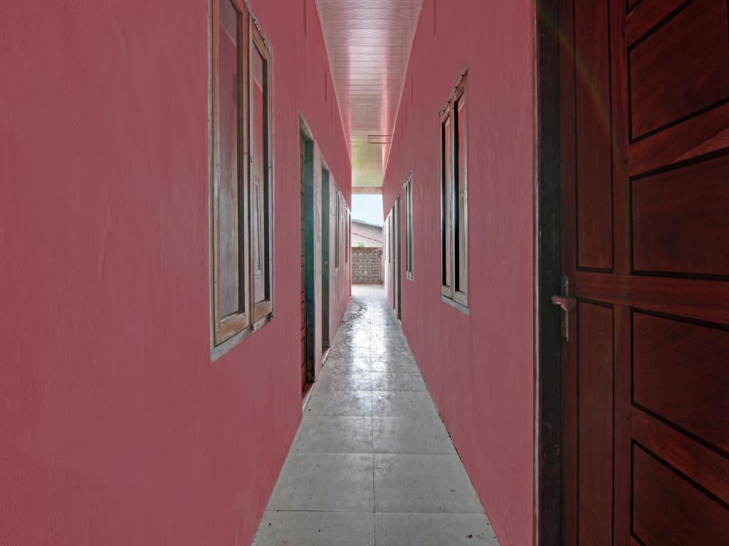 Пеканбару: SPOT ON 92449 Libersa Homestay Syariah