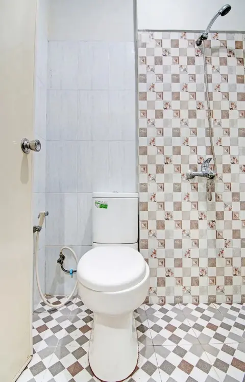 Пеканбару: Oyo 91835 Djasur Kost