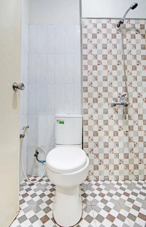 Пеканбару: Oyo 91835 Djasur Kost