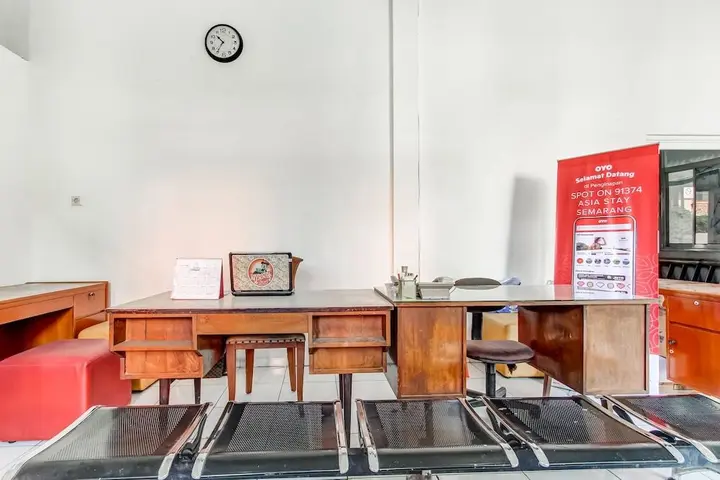 Семаранг: OYO Life 91374 Asia Stay Semarang Syariah