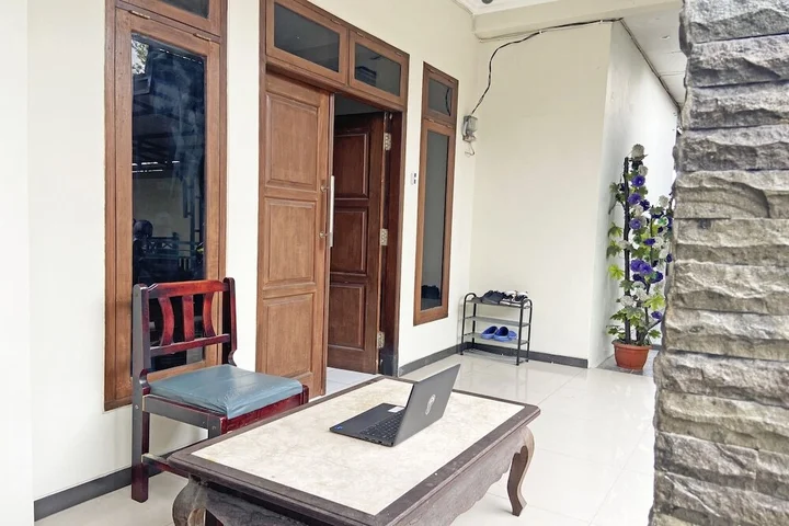 Баликпапан: SPOT ON 92042 Sumber Rejo Homestay