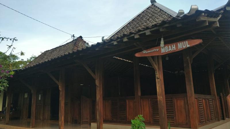 Homestay Mbah Mul by ZUZU — фото 1