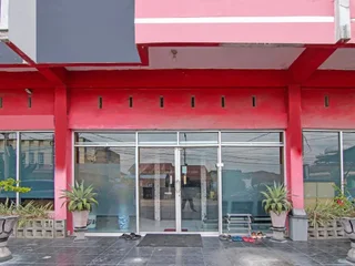 Пеканбару: SPOT ON 91761 Ramah Tamah Homestay Syariah