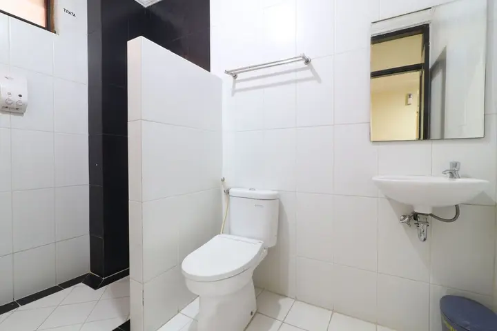 Джакарта: C'One Hotel Pulomas