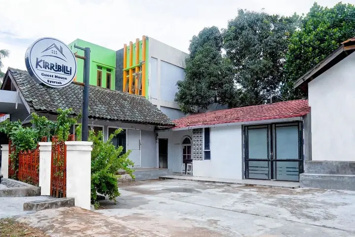 Банджанбару: Kirribilli Guest House Syariah