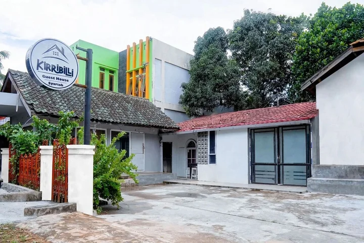 Банджанбару: Kirribilli Guest House Syariah