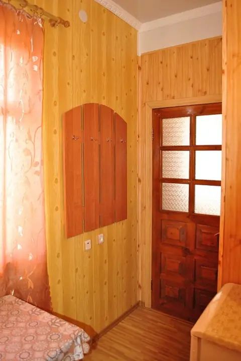 Николаевка: Guest House U Liudmily