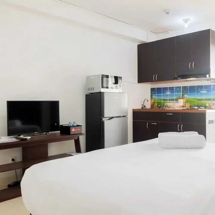 Джакарта: New Studio at Bassura City Apartment near Shopping Mall
