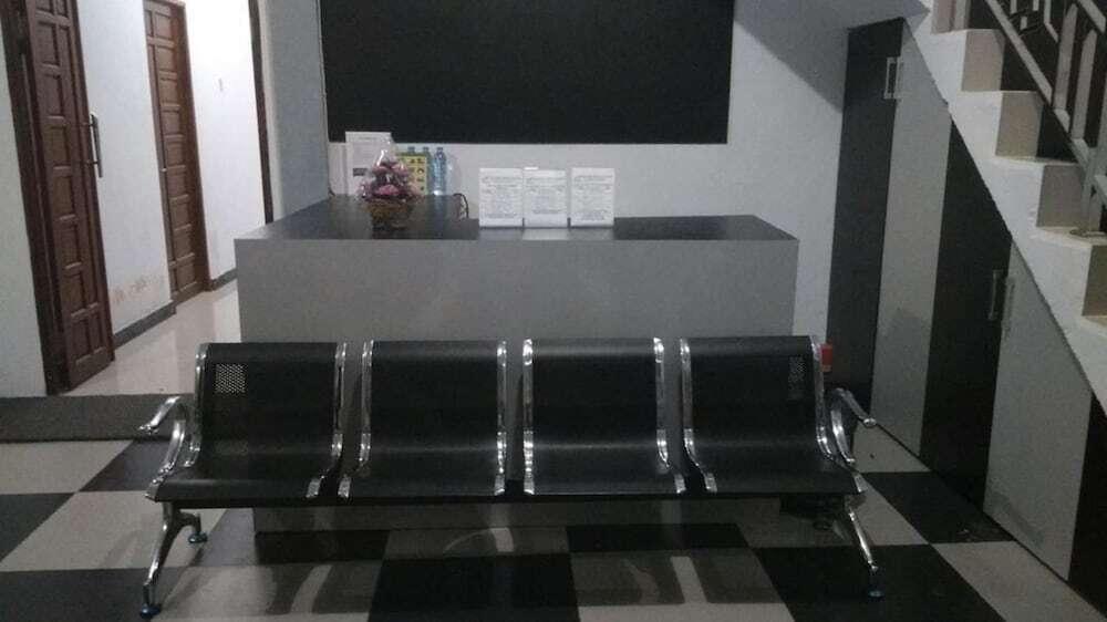 Понтианак: Khalisa Home Syariah Pontianak