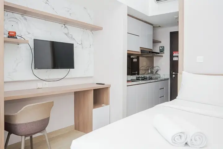 Homey and Cozy Studio Casa De Parco Apartement — фото 3