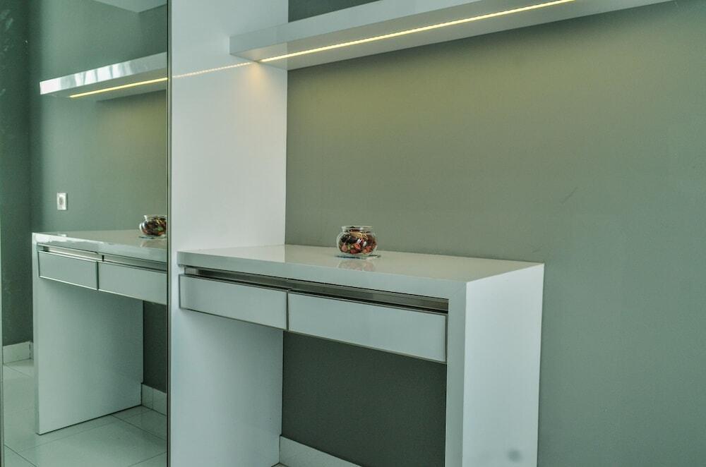 Legok: Homey and Comfy 1BR at Casa de Parco Apartment
